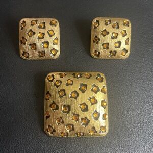 Vintage Earrings Brooch Set Leopard Clip Ons Designer Gold Tone Rhinestone